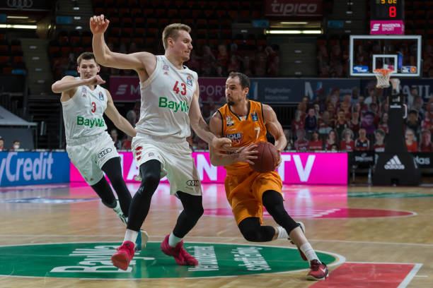 的氛围相吻 的氛围相吻