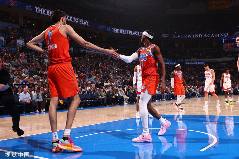 归因于他们 归因于他们