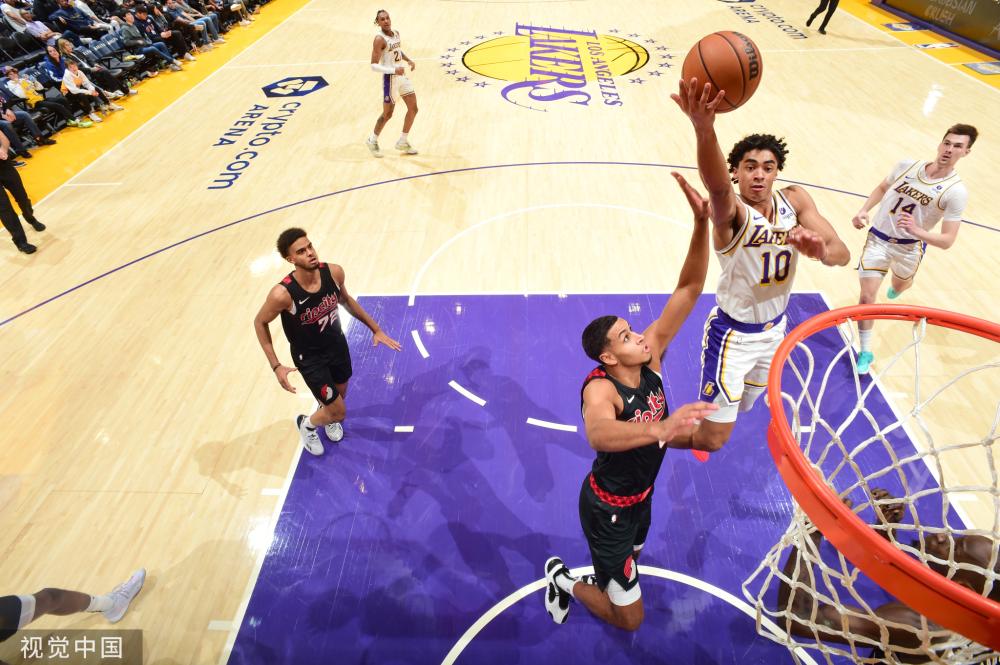 了更多的自 了更多的自