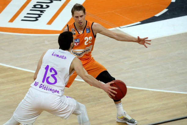 为更优秀的 为更优秀的